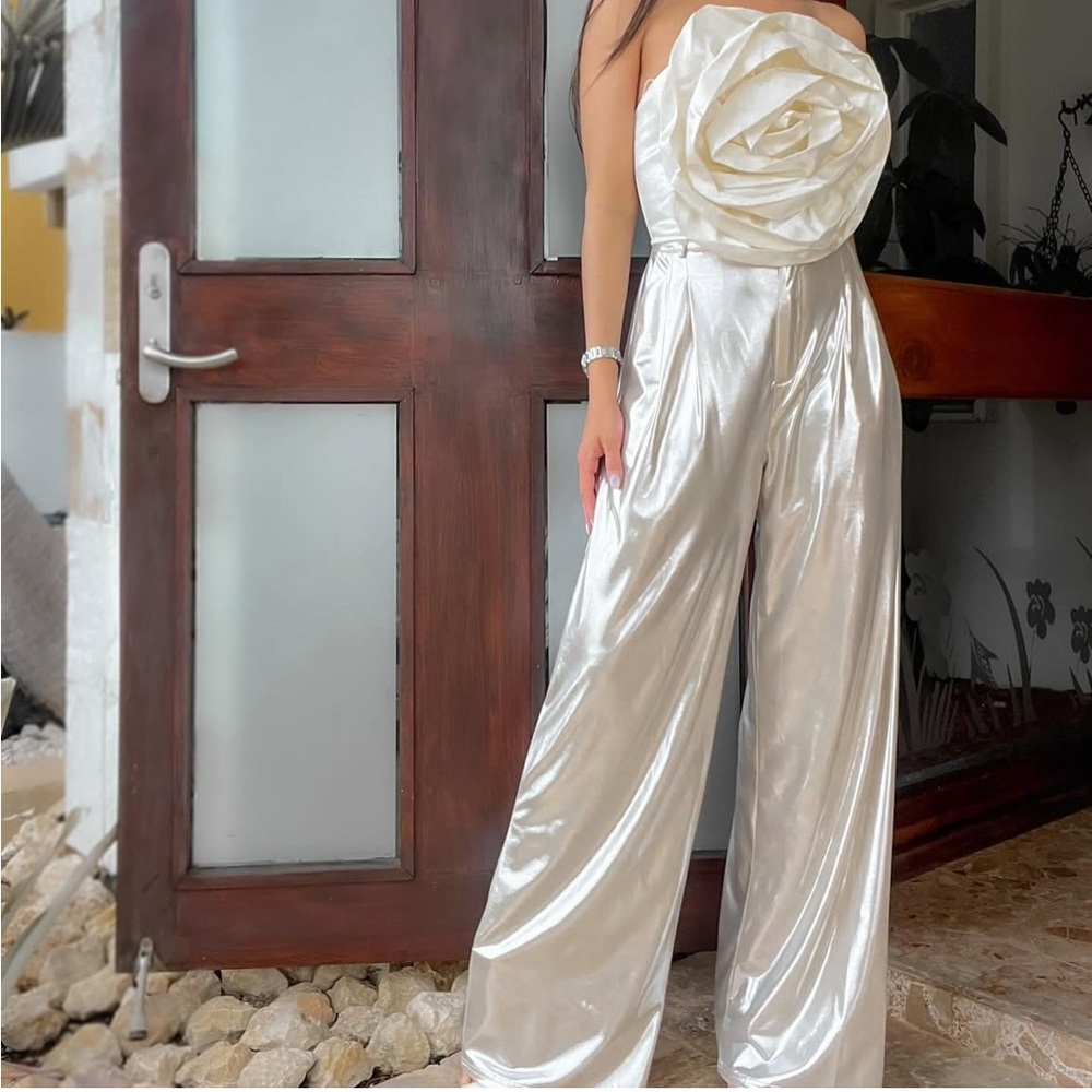 Elegant White Strapless Jumpsuit